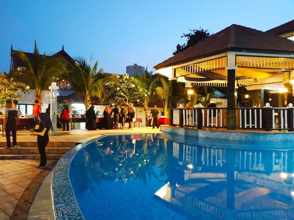 Sari Pacifica Resort & Spa Реданг Айлънд Екстериор снимка