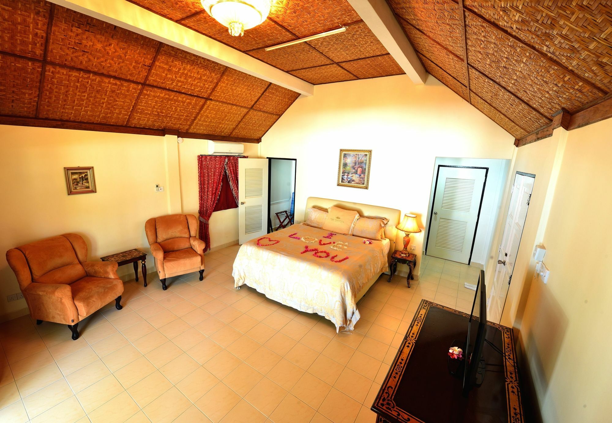 Sari Pacifica Resort & Spa Реданг Айлънд Екстериор снимка